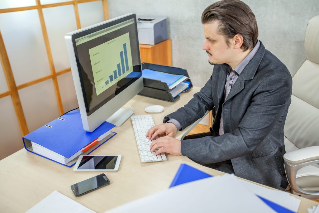 How to Build Sustainable Online Revenue Streams That Last Sustainable online revenue streams